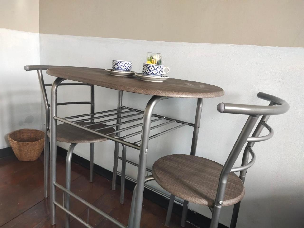Rhythm Of Life Guesthouse 56 Bangkok Bagian luar foto