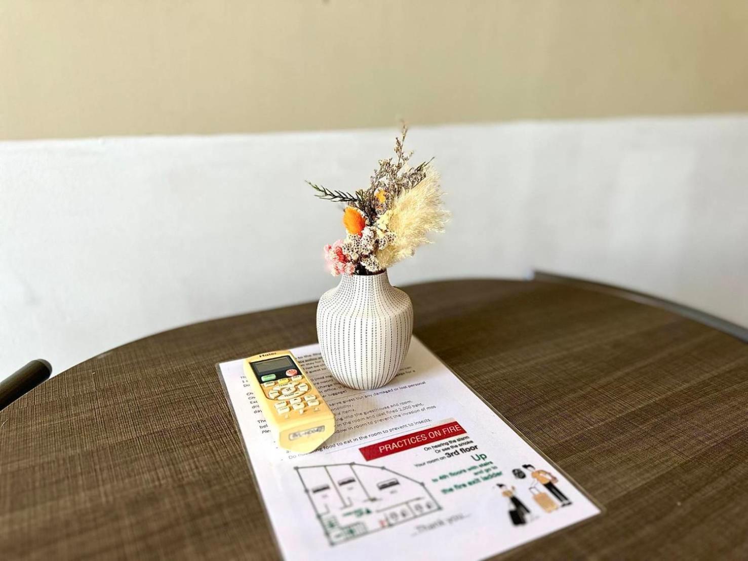 Rhythm Of Life Guesthouse 56 Bangkok Bagian luar foto